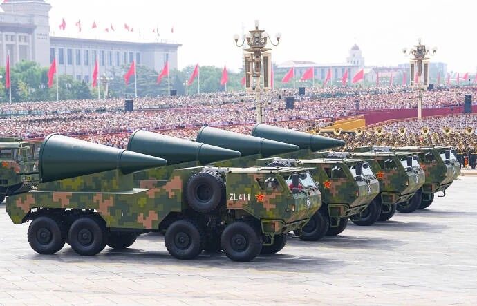 致敬强国荣光，汲取奋进力量：米兰网页版计算机全员同看九三阅兵，铭记抗战胜利80周年