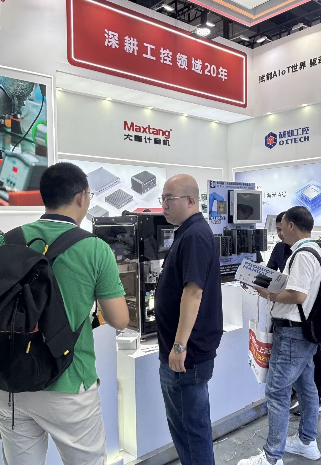 1758624894955735.jpg 5c84b1c7-6a7d-45fa-8e07-4e048becd27b.jpg